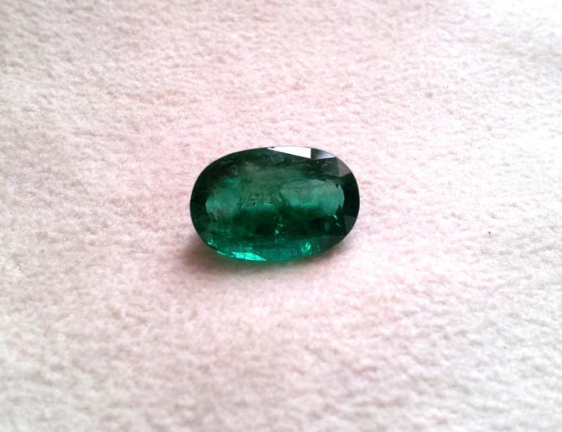 colombian emerald 11.68carat, oval shape