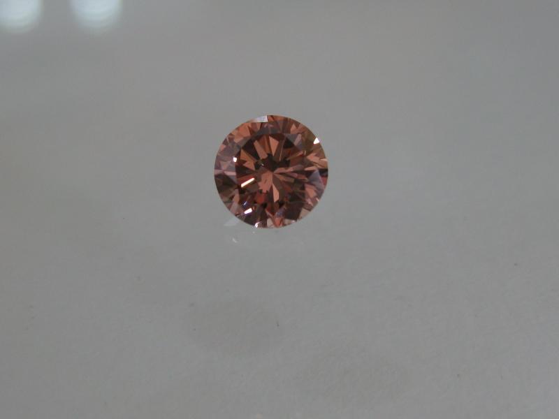 0.56ct fancy pink diamond