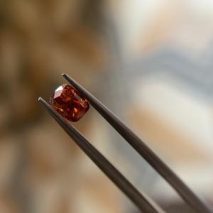 natural fancy red diamond supplier from india